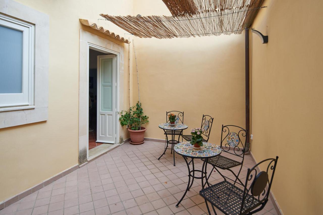 Galleria Del Duomo Bed and Breakfast Syracuse Exterior foto